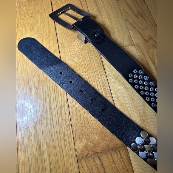 UNKNOWN Brand - Black Studded and Rhinestone Decorated Belt - Picture 9 of 9